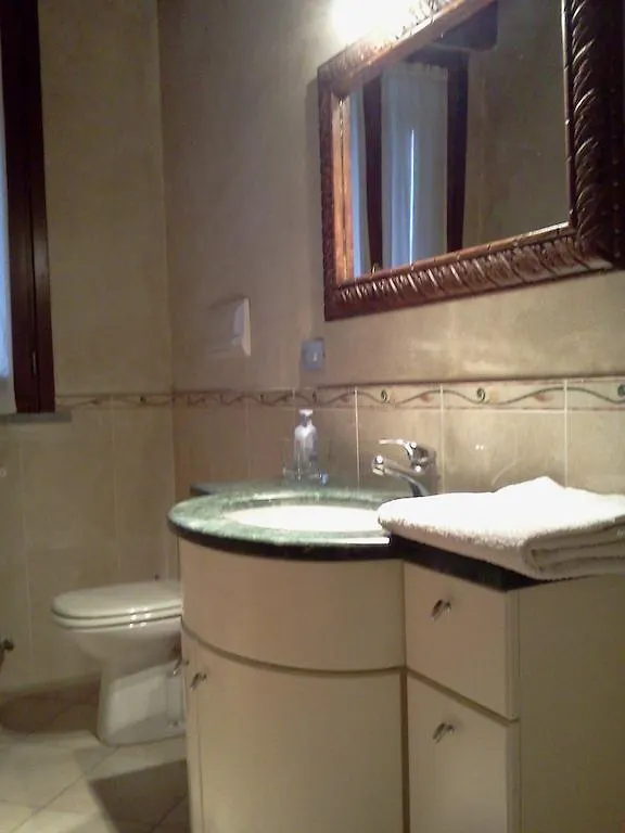 Agriturismo Cascina Gilli Spino d'Adda 0*,  Italia
